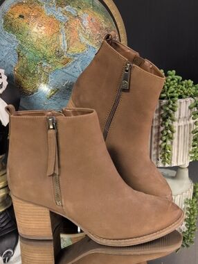 Blondo Tan Suede Ankle Booties with Side Zippers